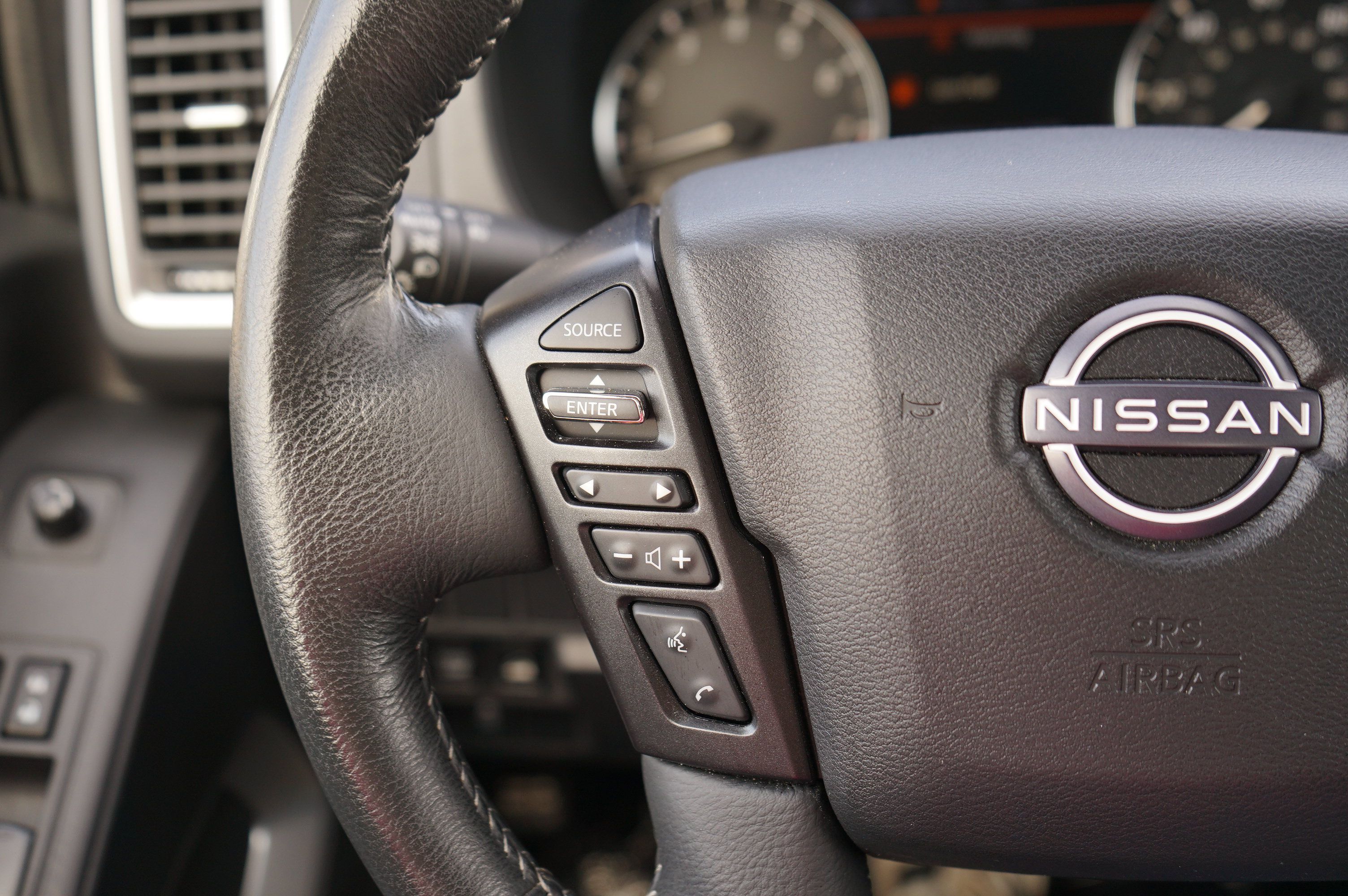 Used 2023 Nissan Frontier SV w/ SV Convenience Package AWD/4WD image 28