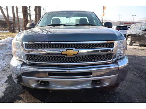 Used 2013 Chevrolet Silverado 1500 W/T w/ LS Package image 3