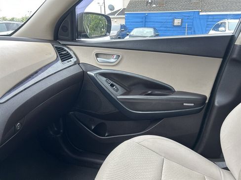Used 2018 Hyundai Santa Fe Sport w/ 2.4L Value Package 02 AWD/4WD image 12