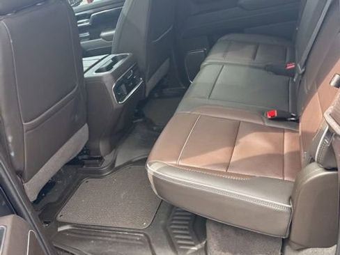 Used 2024 GMC Sierra 1500 Denali AWD/4WD image 9
