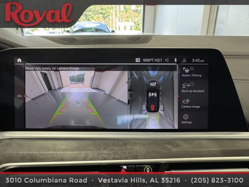 Used 2021 BMW X5 M50i image 23