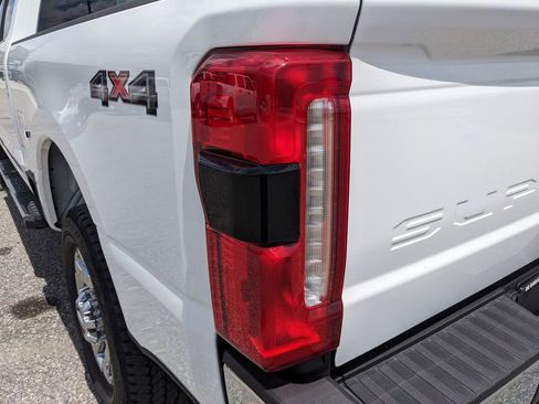 New 2026 Ford F350 Lariat w/ Lariat Premium Package AWD/4WD image 11