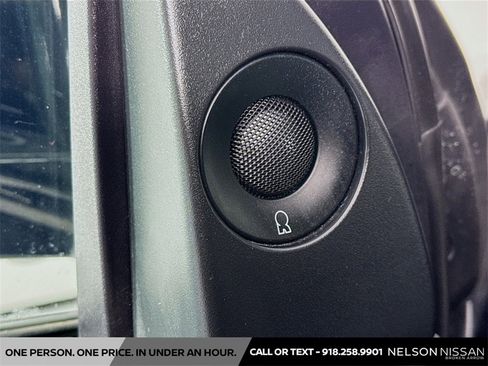 Used 2021 Lincoln Navigator Reserve image 19