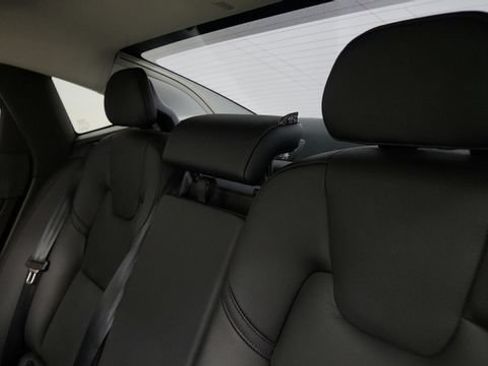 Used 2023 Volvo S90 B6 Plus AWD/4WD image 60