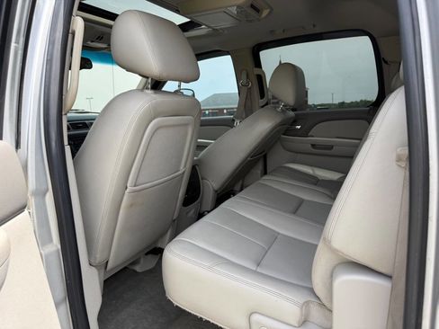 Used 2010 Chevrolet Silverado 2500 LTZ w/ Convenience Package AWD/4WD image 13