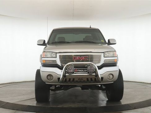 Used 2006 GMC Sierra 2500 SLT w/ Heavy-Duty Power Package image 12