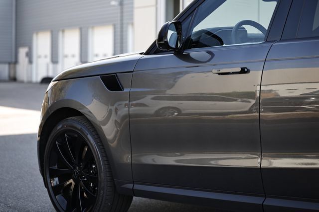 New 2026 Land Rover Range Rover Sport SE AWD/4WD image 8