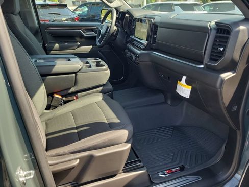 Used 2026 Chevrolet Silverado 1500 LT AWD/4WD image 18
