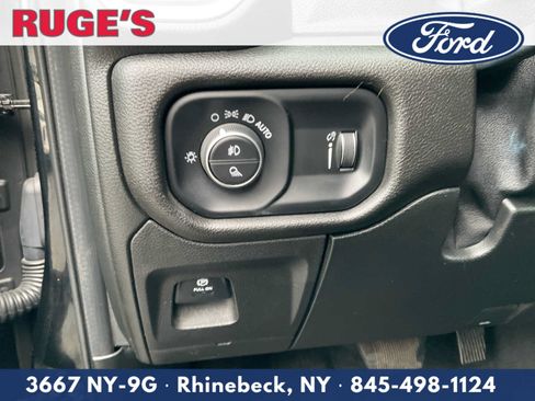 Used 2020 RAM 1500 Big Horn AWD/4WD image 17