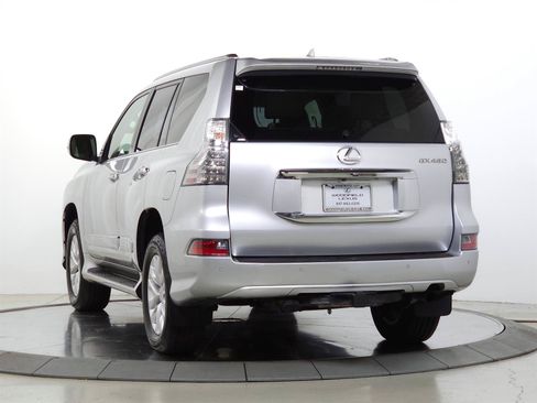 Used 2016 Lexus GX 460 w/ Premium Package AWD/4WD image 5