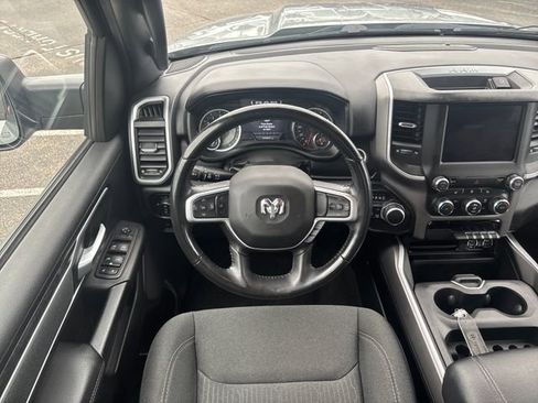 Used 2022 RAM 1500 Big Horn AWD/4WD image 13