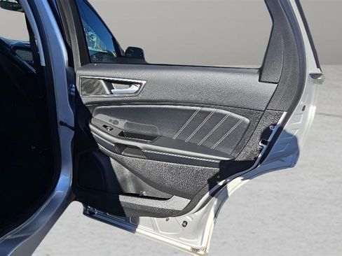 Used 2016 Ford Edge Sport w/ Technology Package image 15
