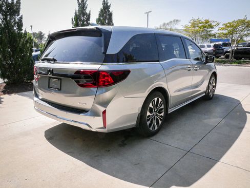 New 2026 Honda Odyssey Elite image 10