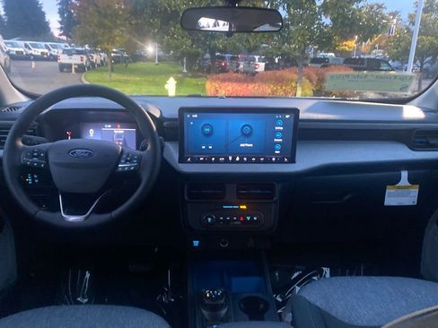 New 2025 Ford Maverick XLT w/ XLT Luxury Package image 20