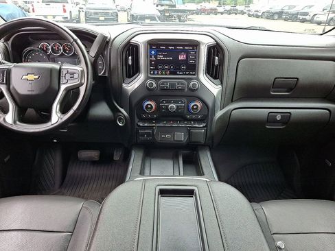 Used 2022 Chevrolet Silverado 1500 LTZ w/ LTZ Convenience Package II AWD/4WD image 16