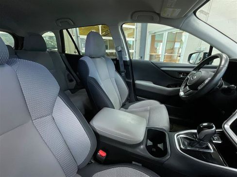 Used 2023 Subaru Outback Premium AWD/4WD image 29
