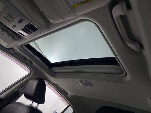 Used 2017 Subaru Crosstrek 2.0i Limited image 20