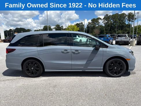 Used 2025 Honda Odyssey Sport-L image 8