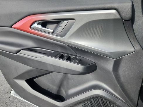 New 2026 Chevrolet Equinox EV RS image 6