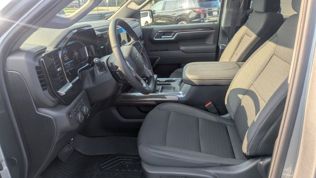 New 2026 Chevrolet Silverado 1500 RST w/ Safety Package AWD/4WD image 20