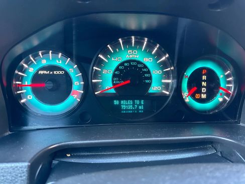 Used 2010 Ford Fusion SEL image 26