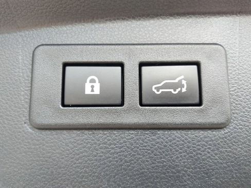 Used 2023 Subaru Outback Limited image 19