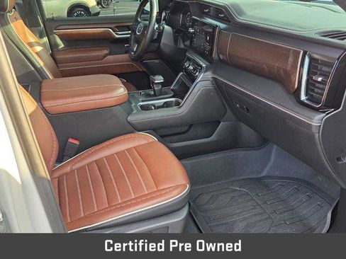 Used 2024 GMC Sierra 1500 Denali Ultimate AWD/4WD image 17