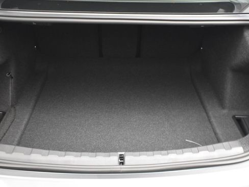 New 2026 BMW 330i Sedan w/ M Sport Package image 15