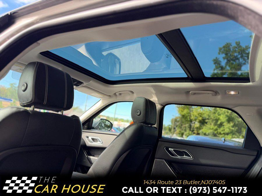 Used 2019 Land Rover Range Rover Velar S AWD/4WD image 19