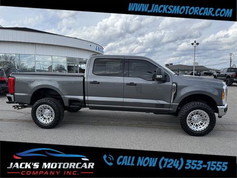 Used 2025 Ford F250 XLT w/ Tremor Off-Road Package image 6