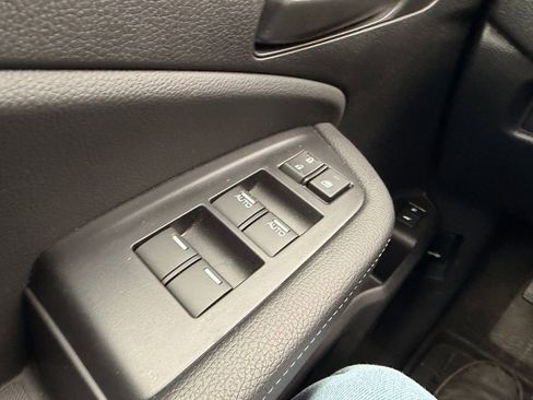 Used 2025 Honda Passport EX-L image 21