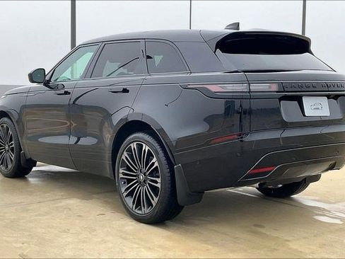 New 2026 Land Rover Range Rover Velar Dynamic SE image 3
