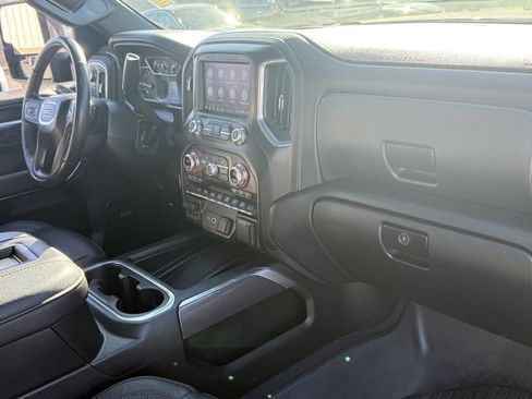Certified 2022 GMC Sierra 2500 AT4 w/ AT4 Preferred Package AWD/4WD image 25