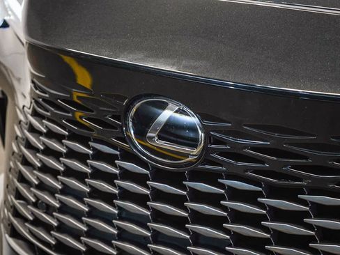 Used 2025 Lexus RX 350 FWD w/ Technology Package image 8