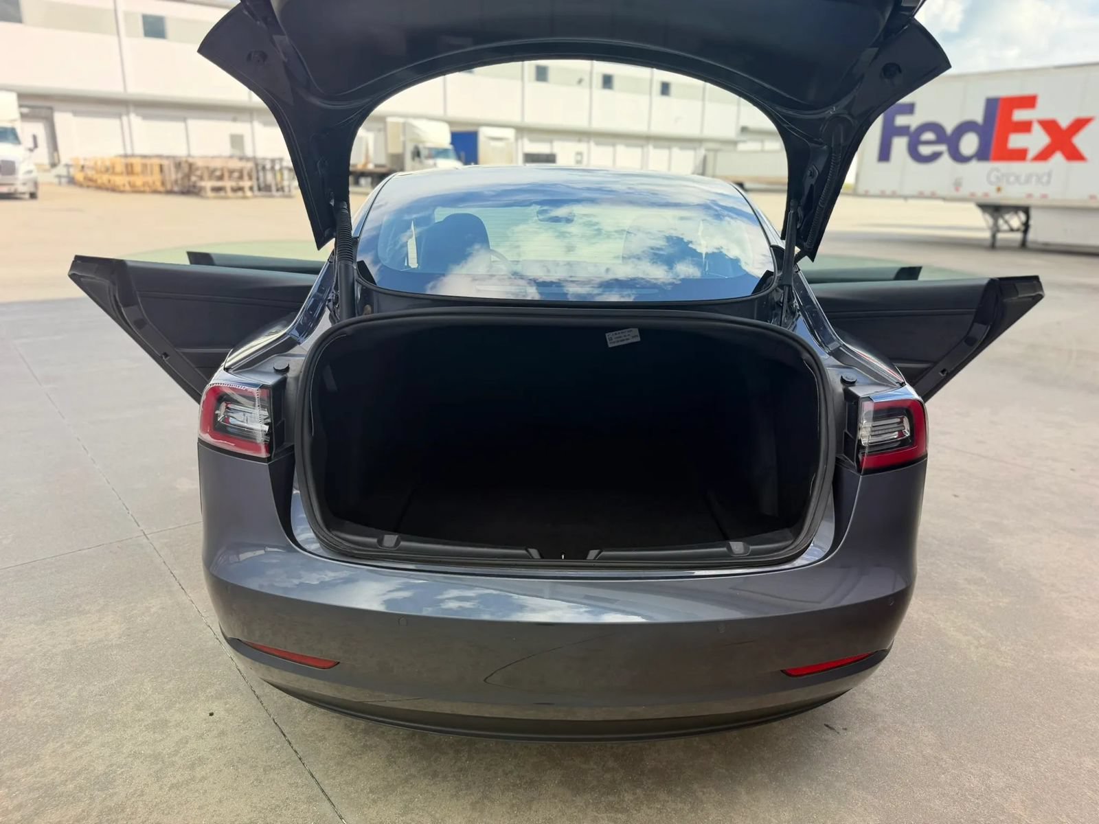Used 2022 Tesla Model 3 Long Range AWD/4WD image 20
