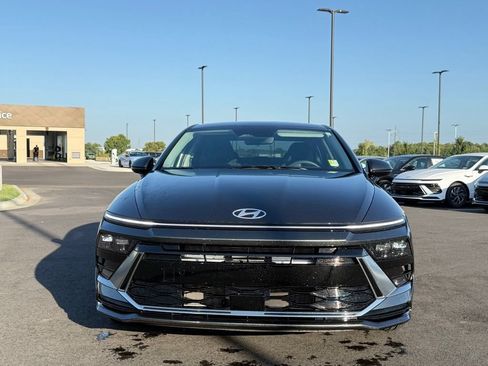 Certified 2024 Hyundai Sonata SEL FWD image 2