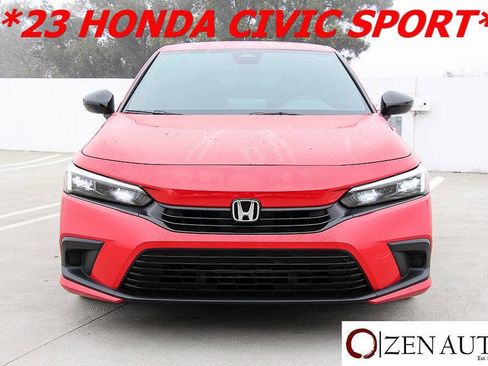 Used 2023 Honda Civic Sport image 2