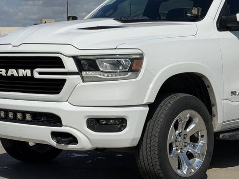 Used 2021 RAM 1500 Laramie w/ Sport Appearance Package AWD/4WD image 9