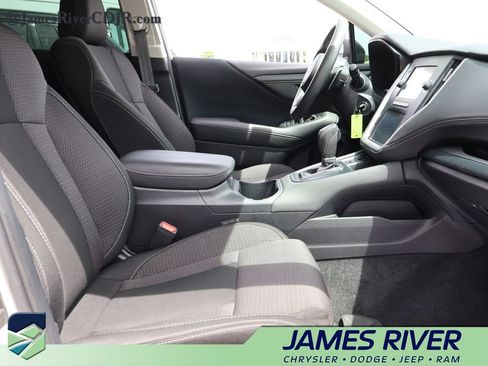Used 2021 Subaru Outback AWD/4WD image 9