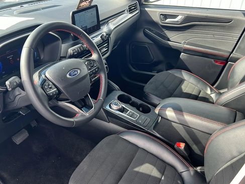 Used 2022 Ford Escape SEL w/ SEL Stealth AWD Package image 13