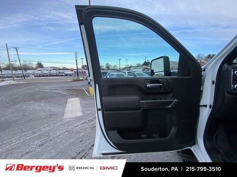 Certified 2022 GMC Sierra 3500 AT4 image 26