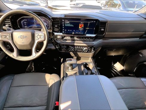 Used 2023 Chevrolet Silverado 1500 ZR2 w/ Technology Package image 14