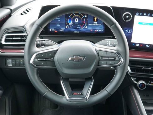Used 2024 Chevrolet Traverse Z71 AWD/4WD image 25