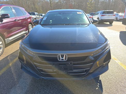 Used 2022 Honda Accord Sport Special Edition image 2