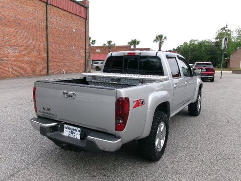 Used 2011 Chevrolet Colorado LT RWD image 3
