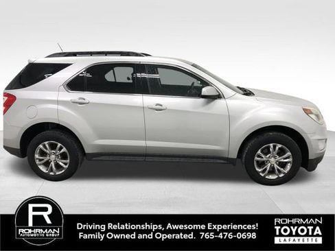 Used 2017 Chevrolet Equinox LT image 7