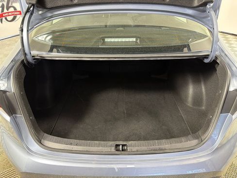 Used 2024 Toyota Corolla LE image 18