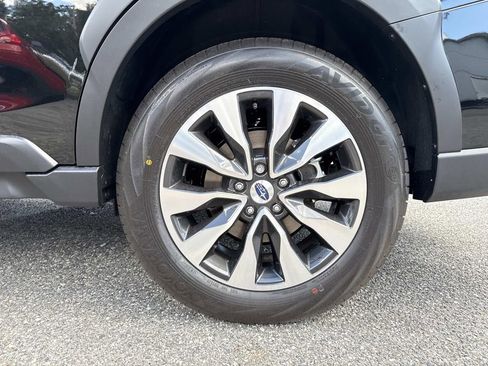 New 2025 Subaru Outback Limited image 10
