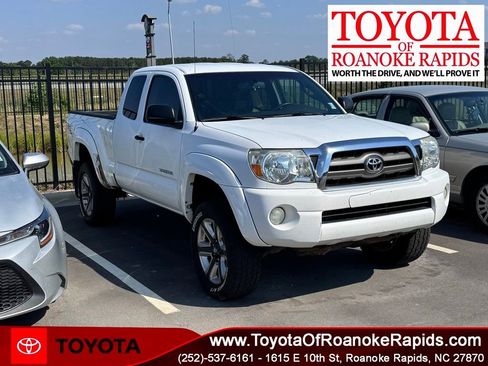 Used 2010 Toyota Tacoma 4x4 Access Cab V6 image 1