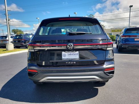 Certified 2025 Volkswagen Taos S image 7